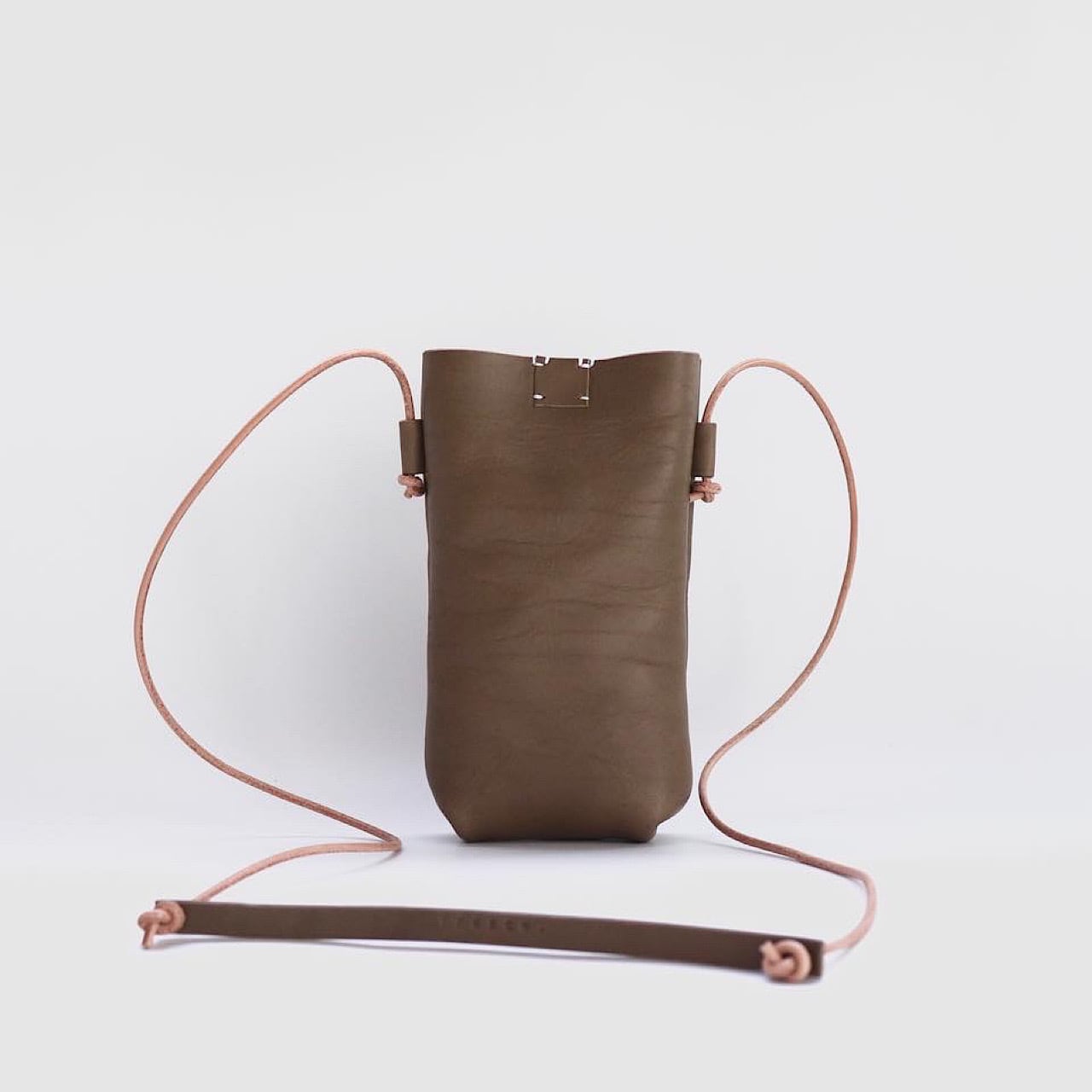 hang phone case
