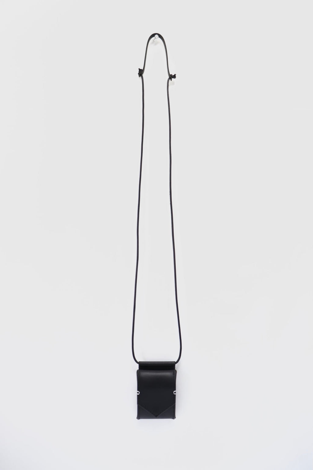 hang coin case