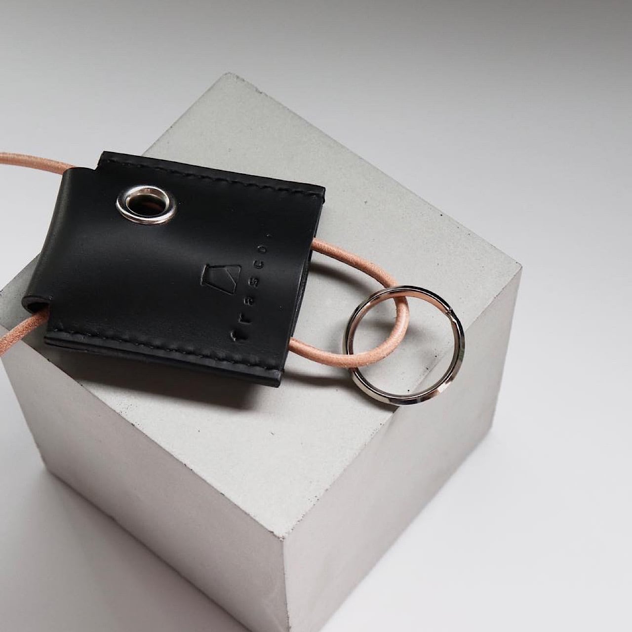 neck key holder