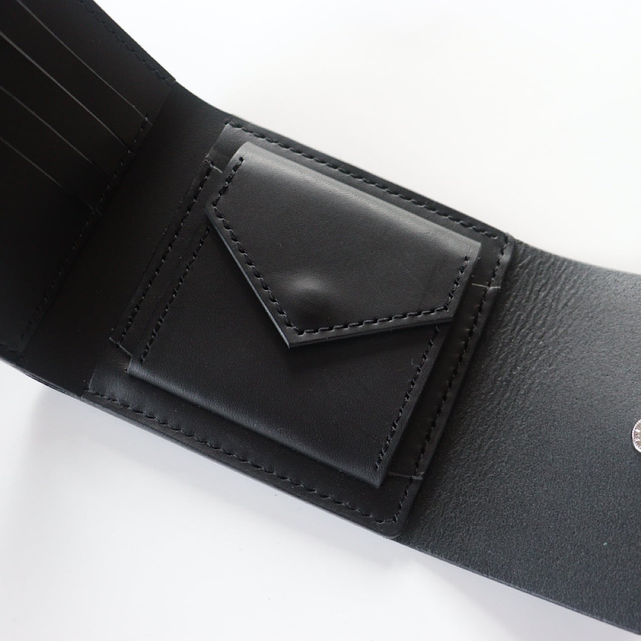 tri-fold wallet