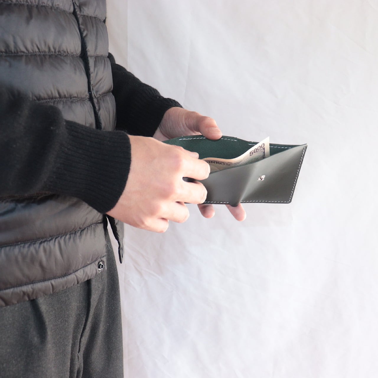 slim mini wallet