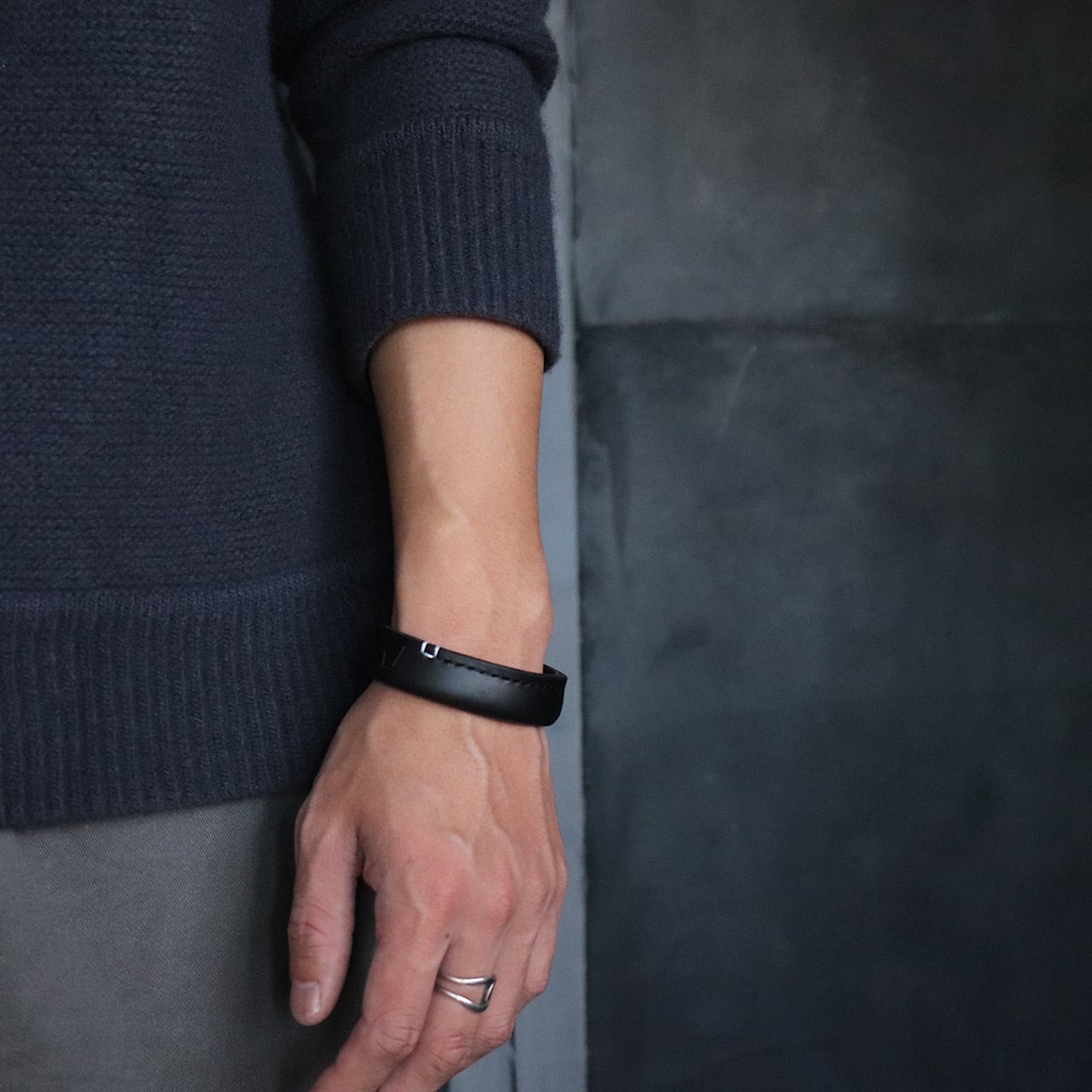 leather bangle