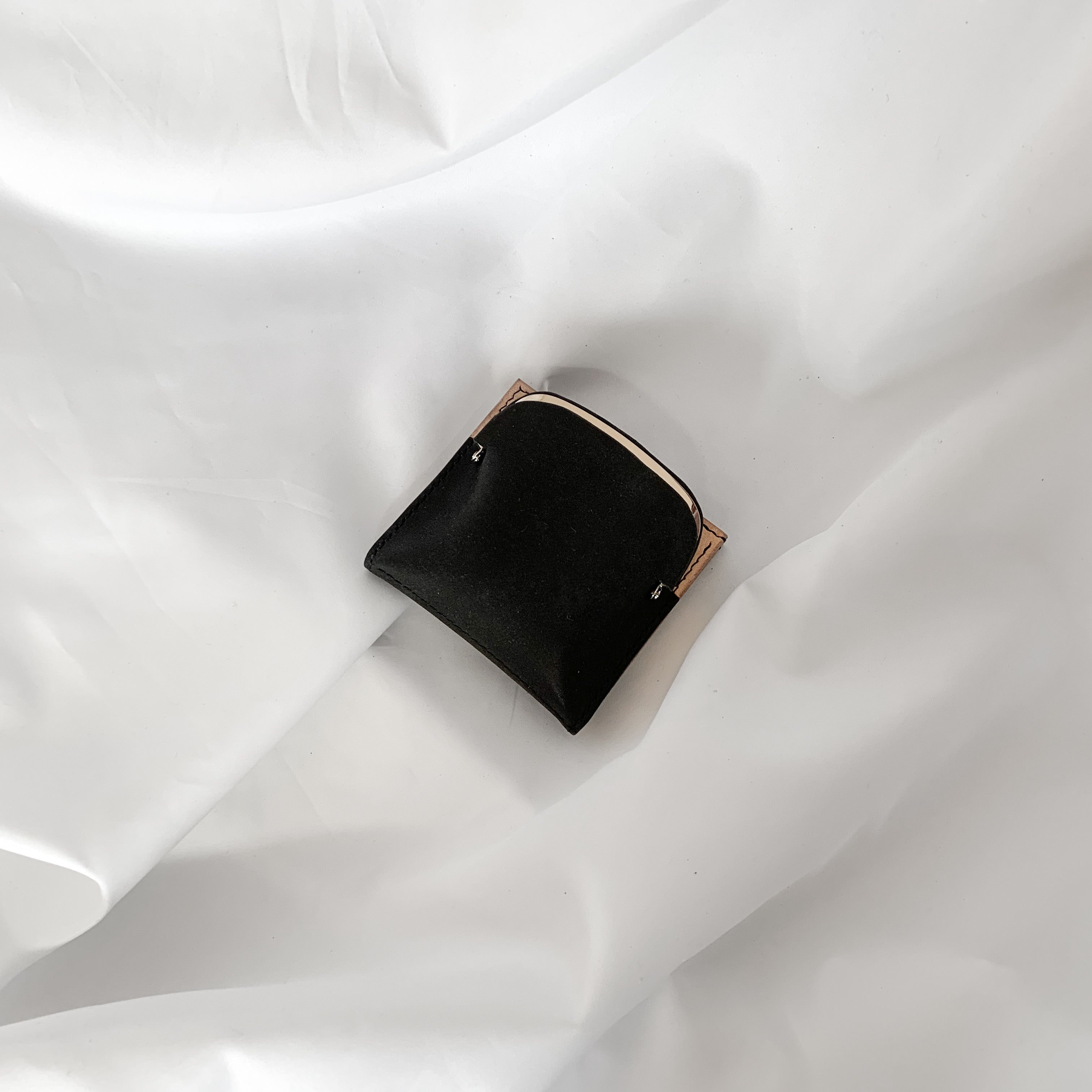 chroi’s wallet / by color