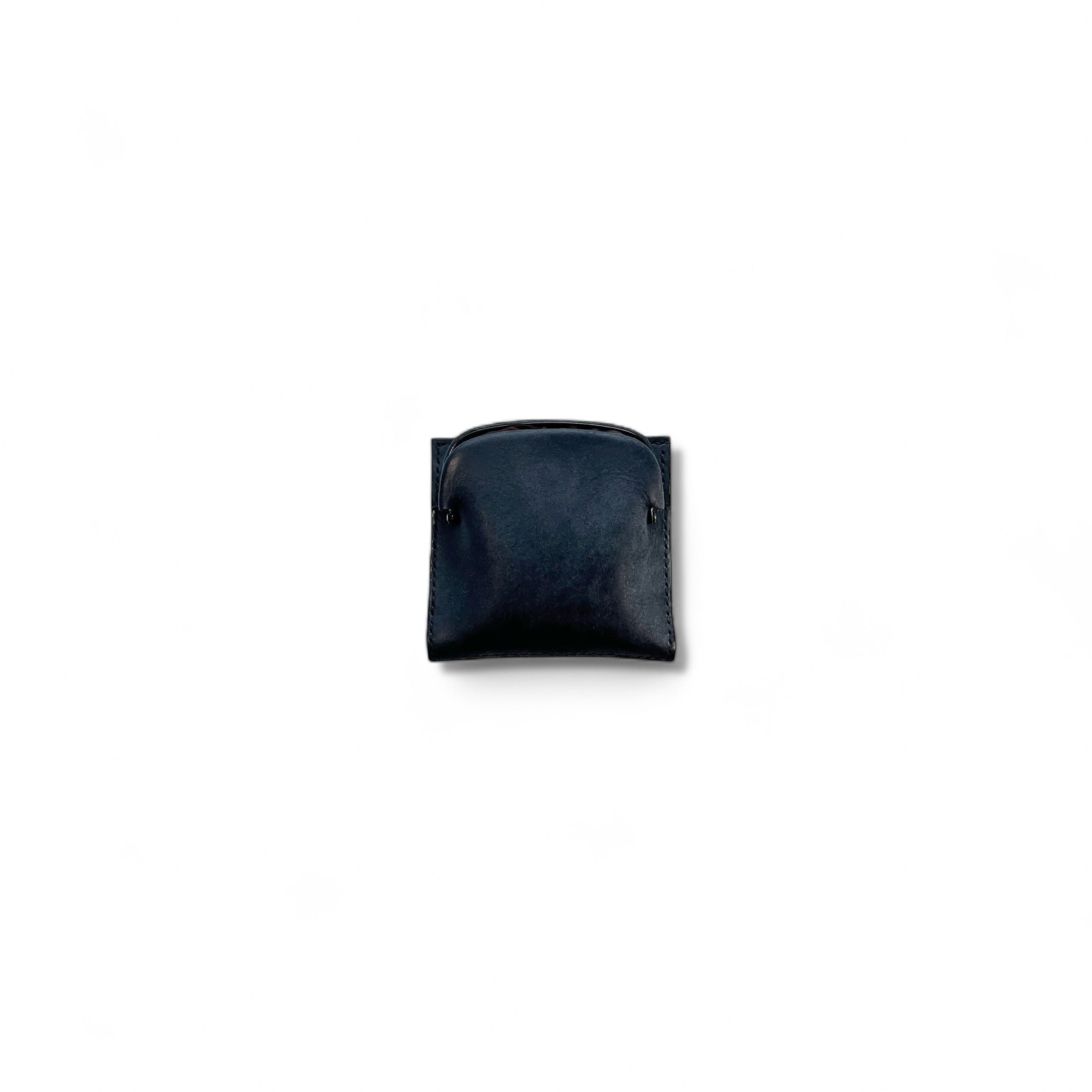 chroi's wallet / black mouth
