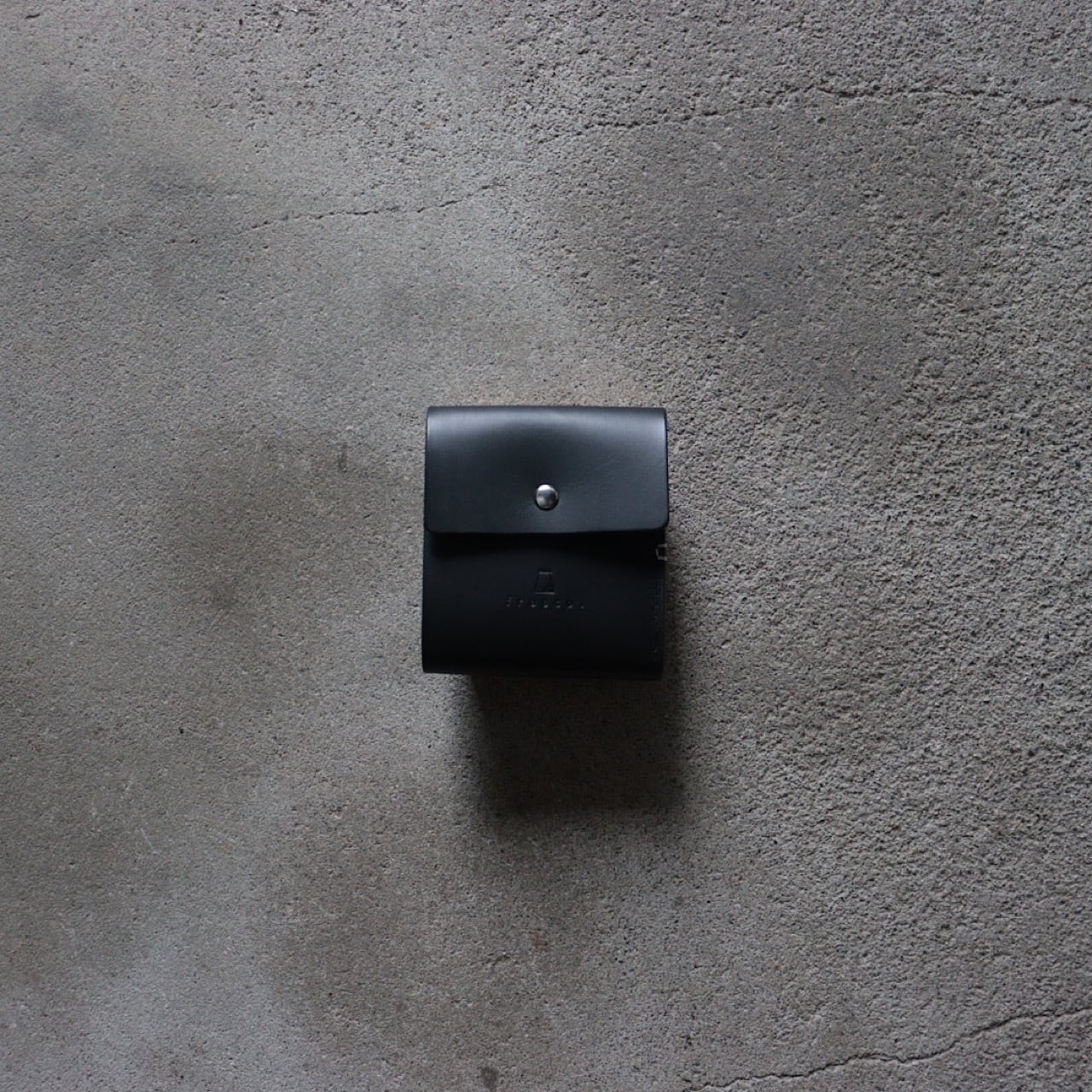 tri-fold wallet