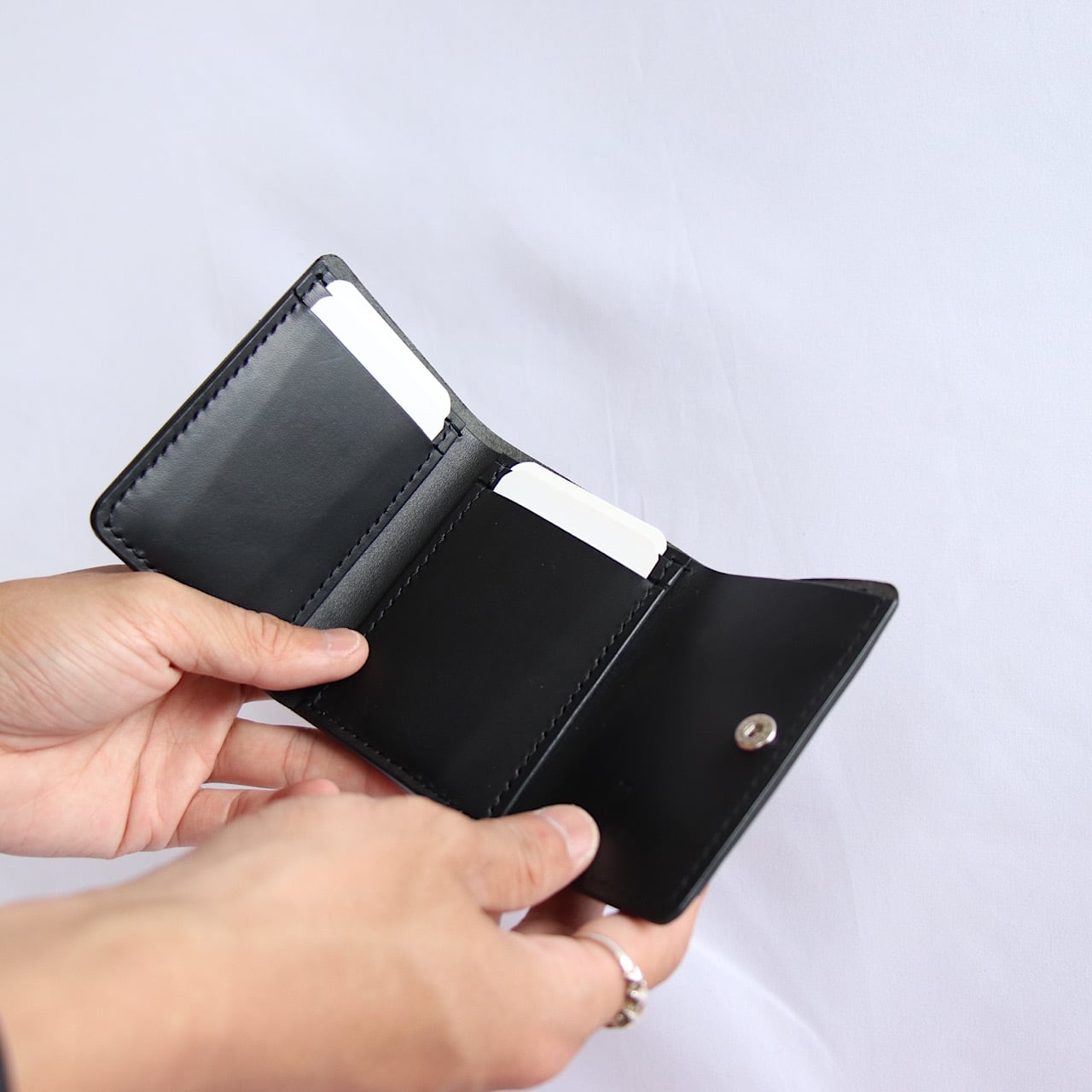 slim mini wallet
