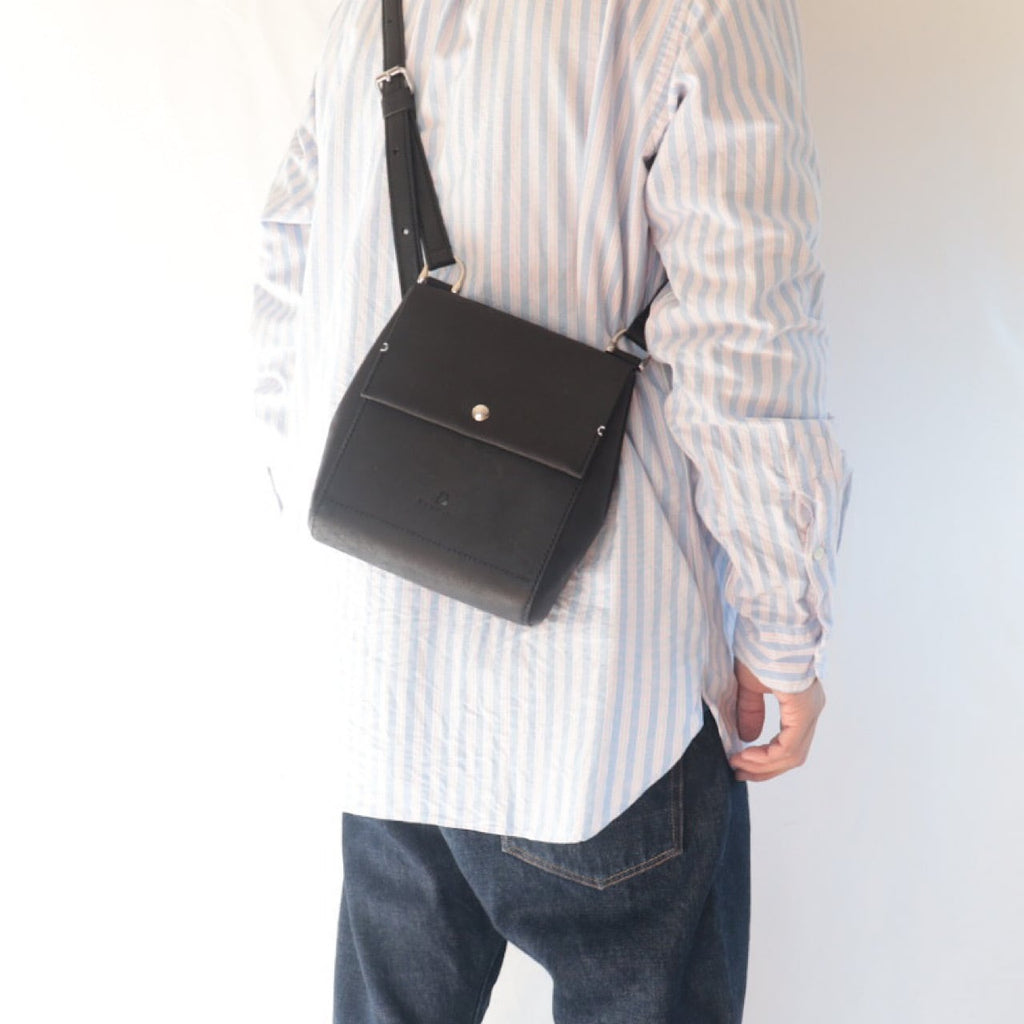flap shoulder bag