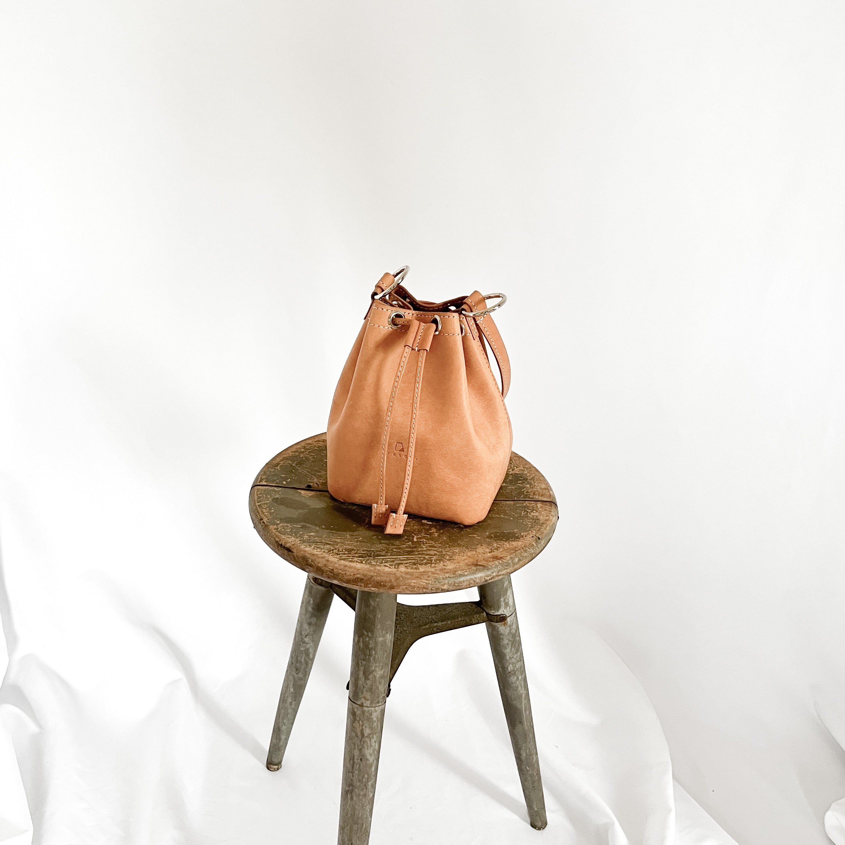 lala purse bag / natural