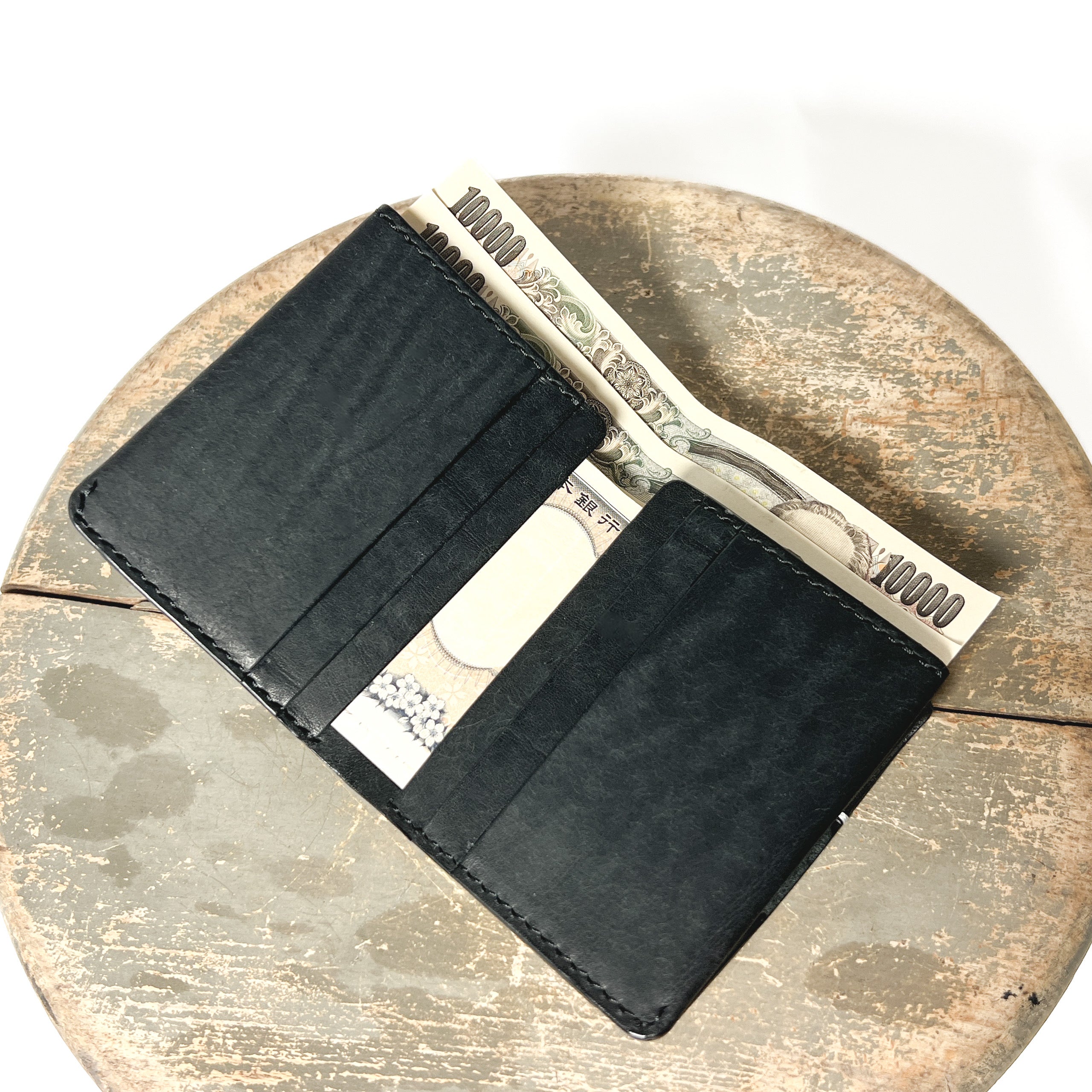 compact wallet