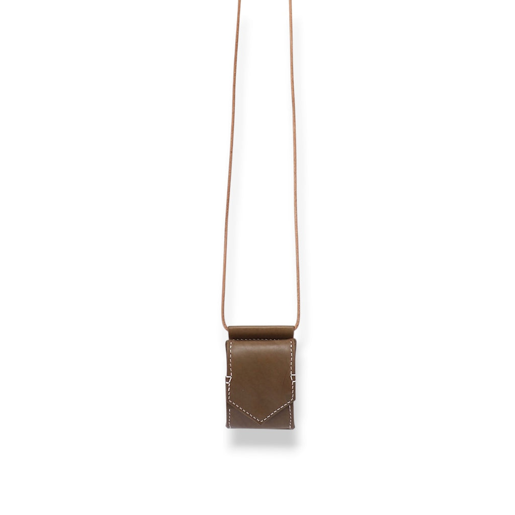 hang coin case