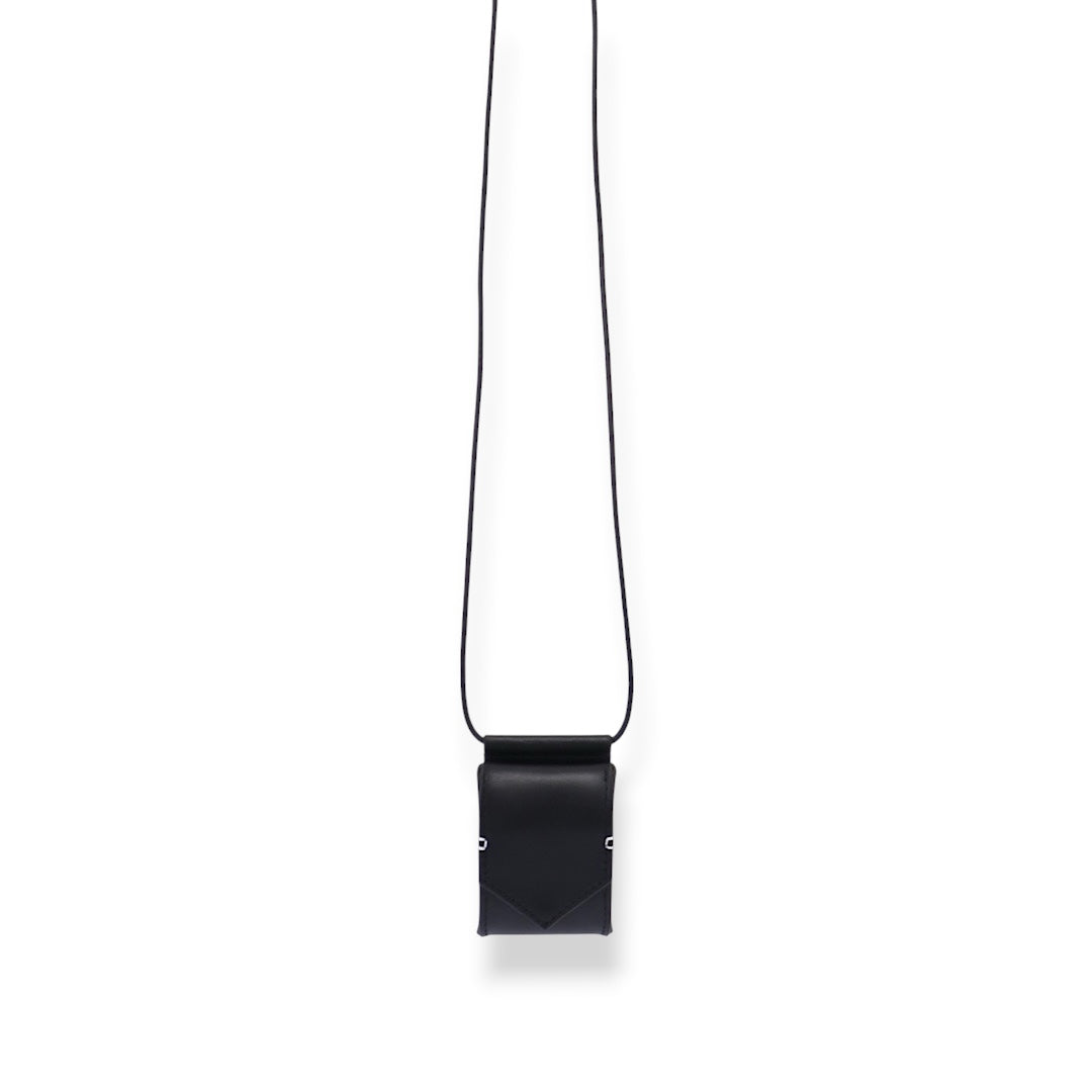 hang coin case
