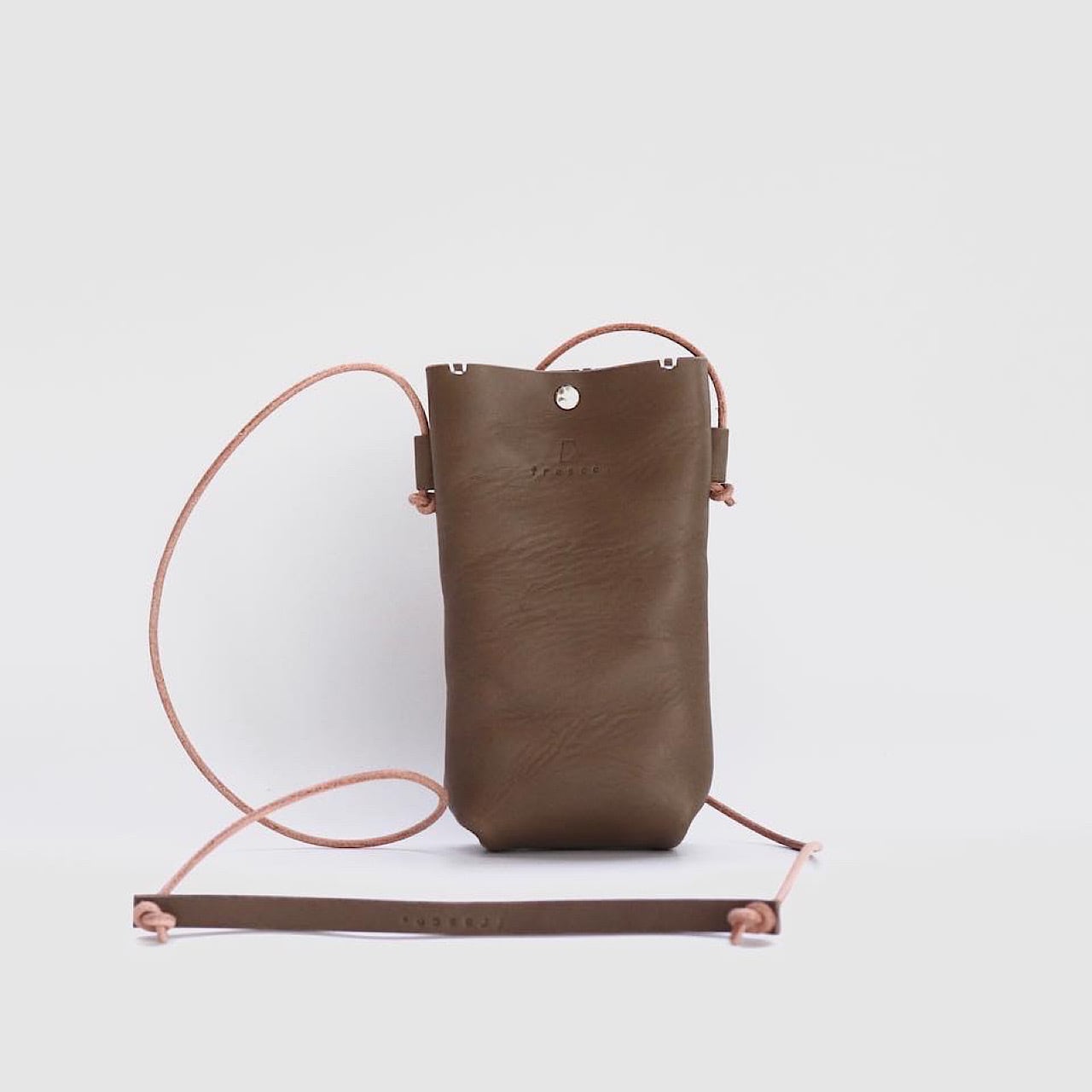 hang phone case