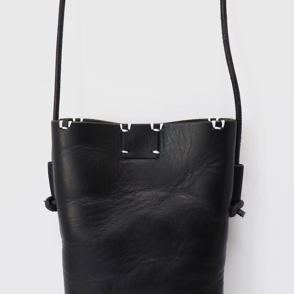 hang phone case