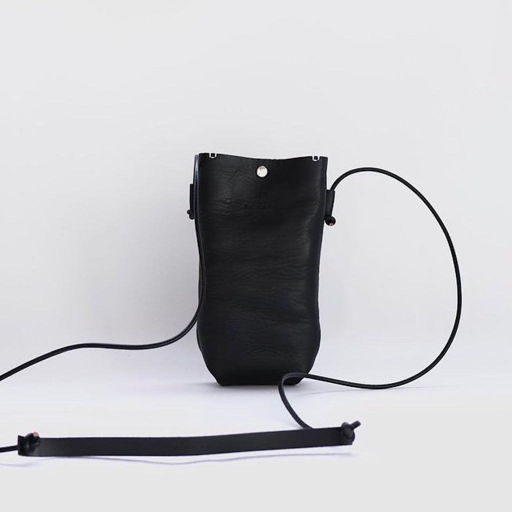 hang phone case