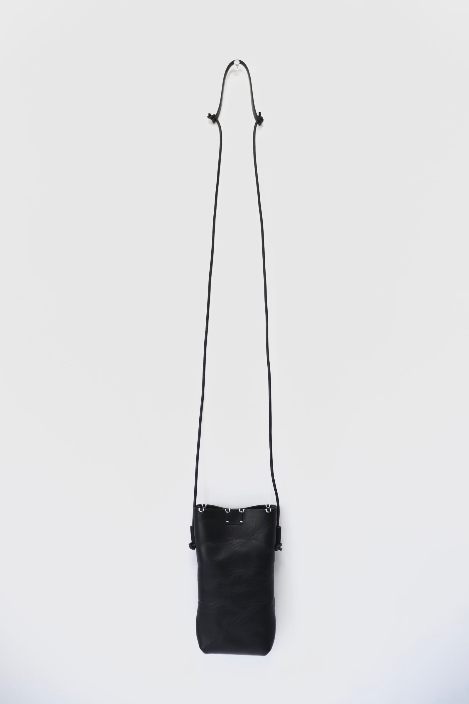 hang phone case