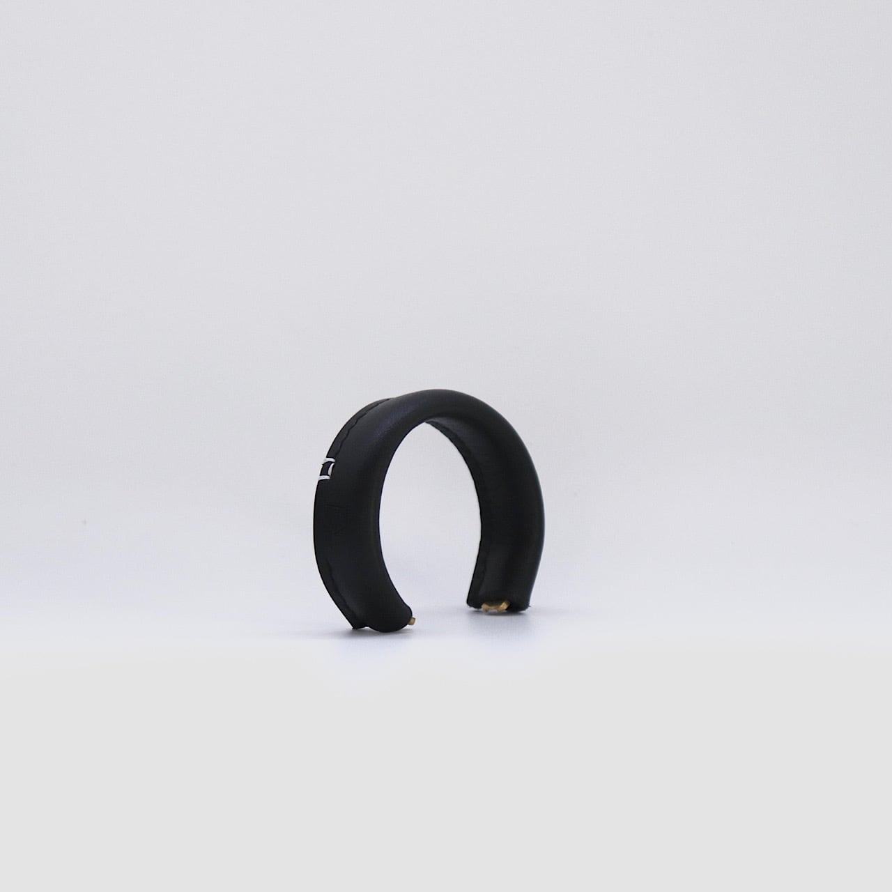 leather bangle
