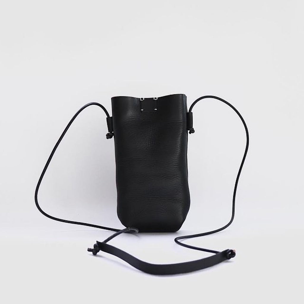 hang phone case