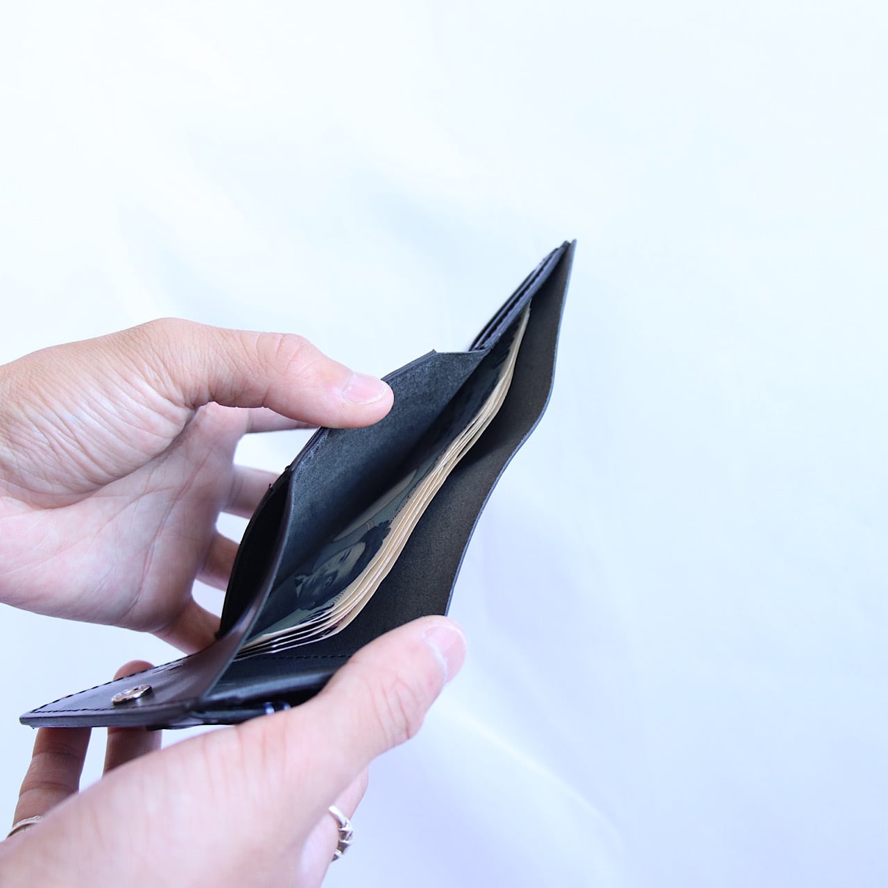 slim mini wallet