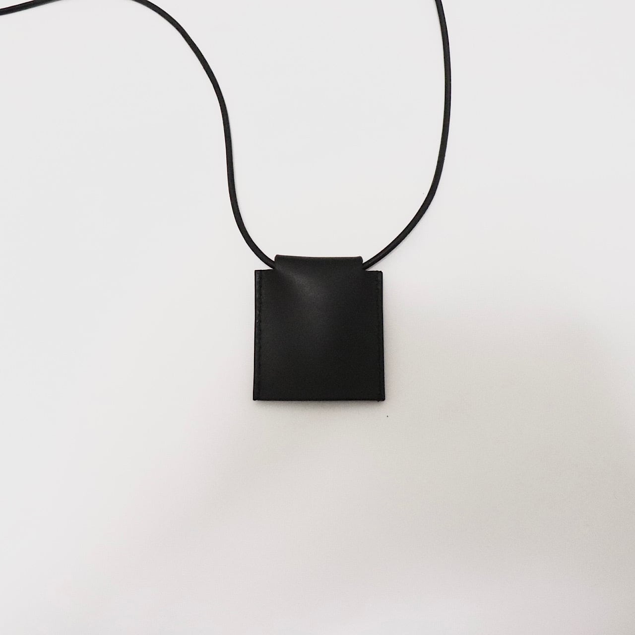 neck key holder