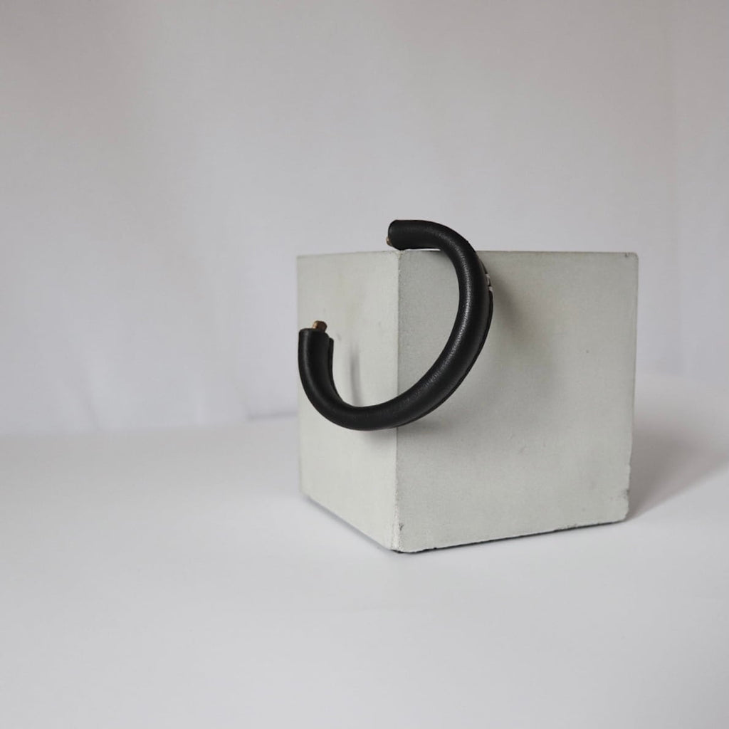 leather bangle